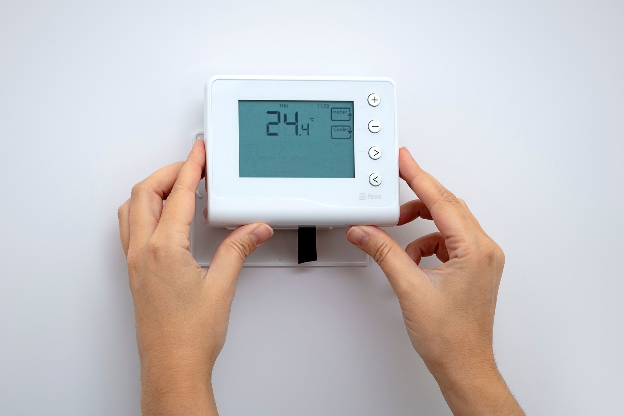 Remove the Hive 1 thermostat from the wall