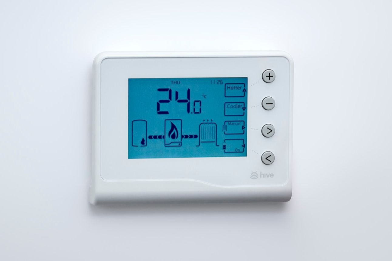 Hive 1 thermostat flame symbol when heating is on